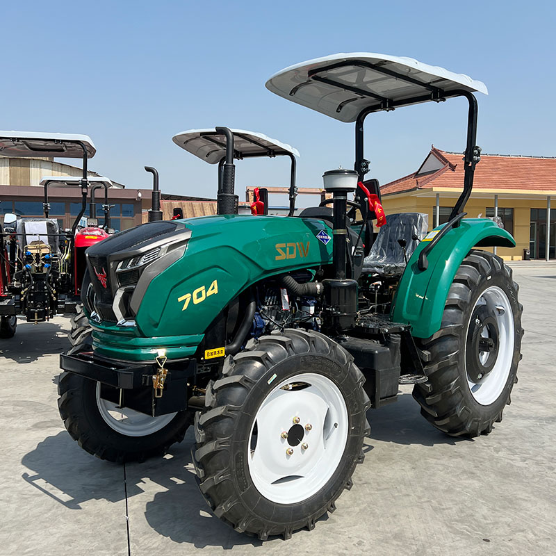 Trattore Agricolo 4x4 da 70 CV - Tractor Backhoe recensione e prezzo