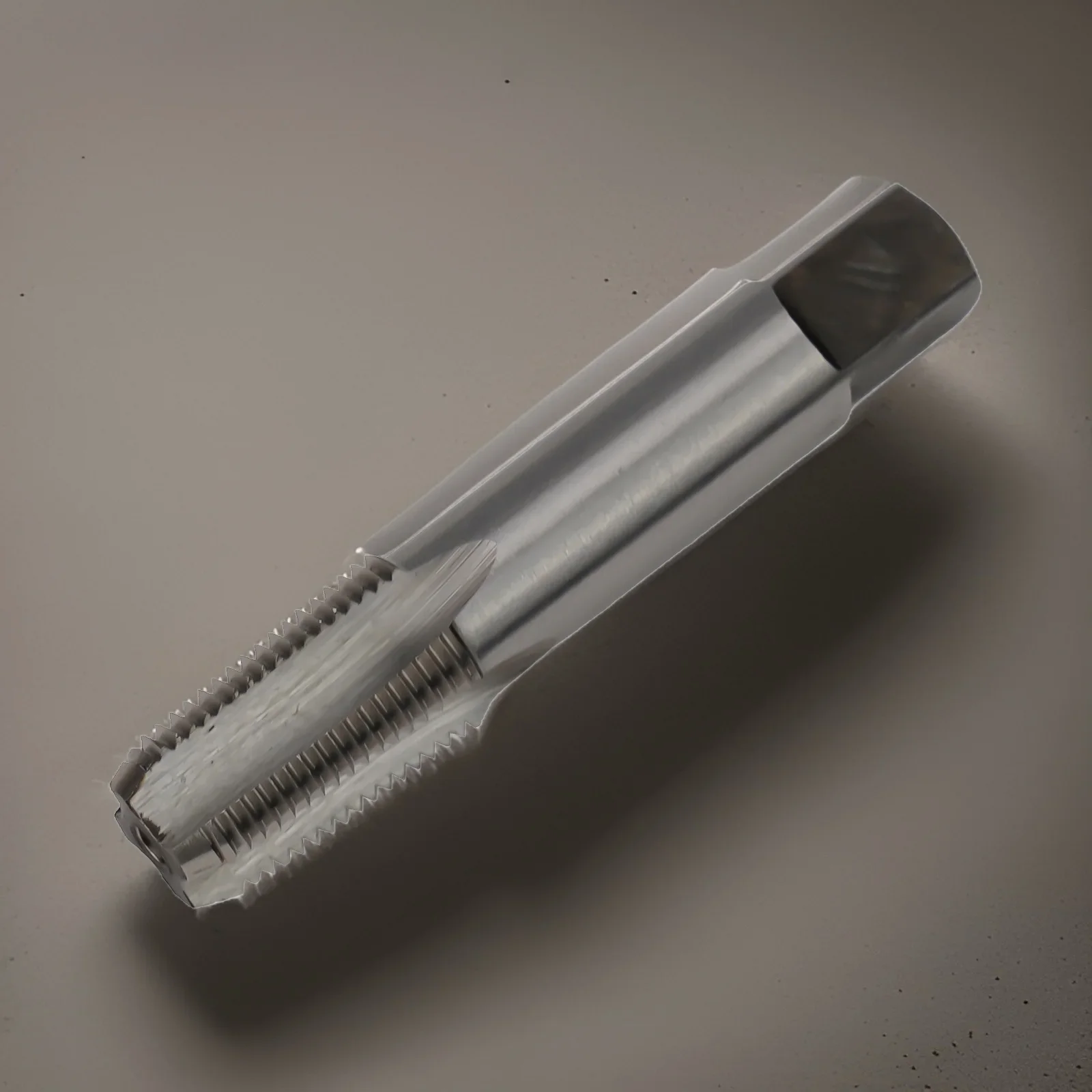 1/8-27 NPT Rubinetto HSS Tubo  - Pipe Threading Machine recensione e prezzo